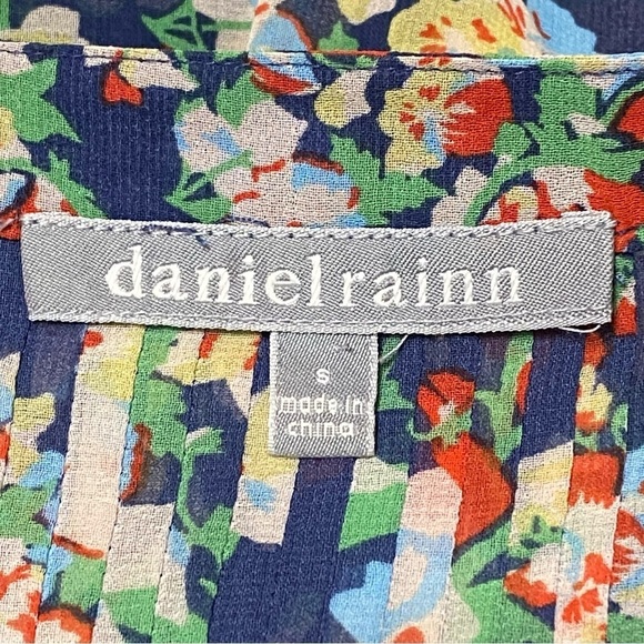 Daniel Rainn Floral Boho Peasant Blouse Roll Tab Sleeve Sheer Top Small - Picture 4 of 7